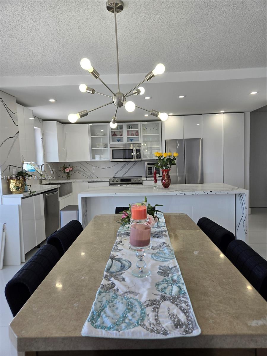 COMMODORE PLAZA CONDO - Residential