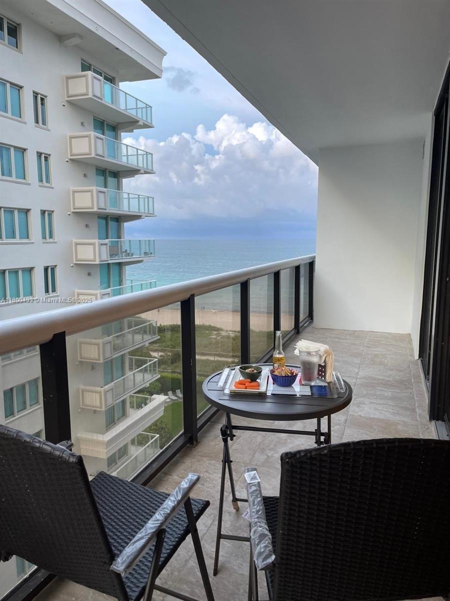 THE WAVES CONDO - Residential Lease