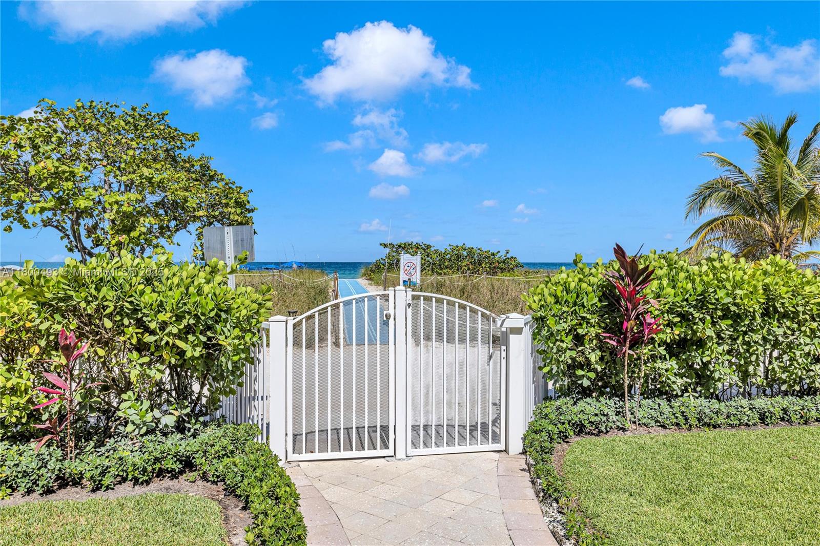 THE WAVES CONDO - Residential Lease
