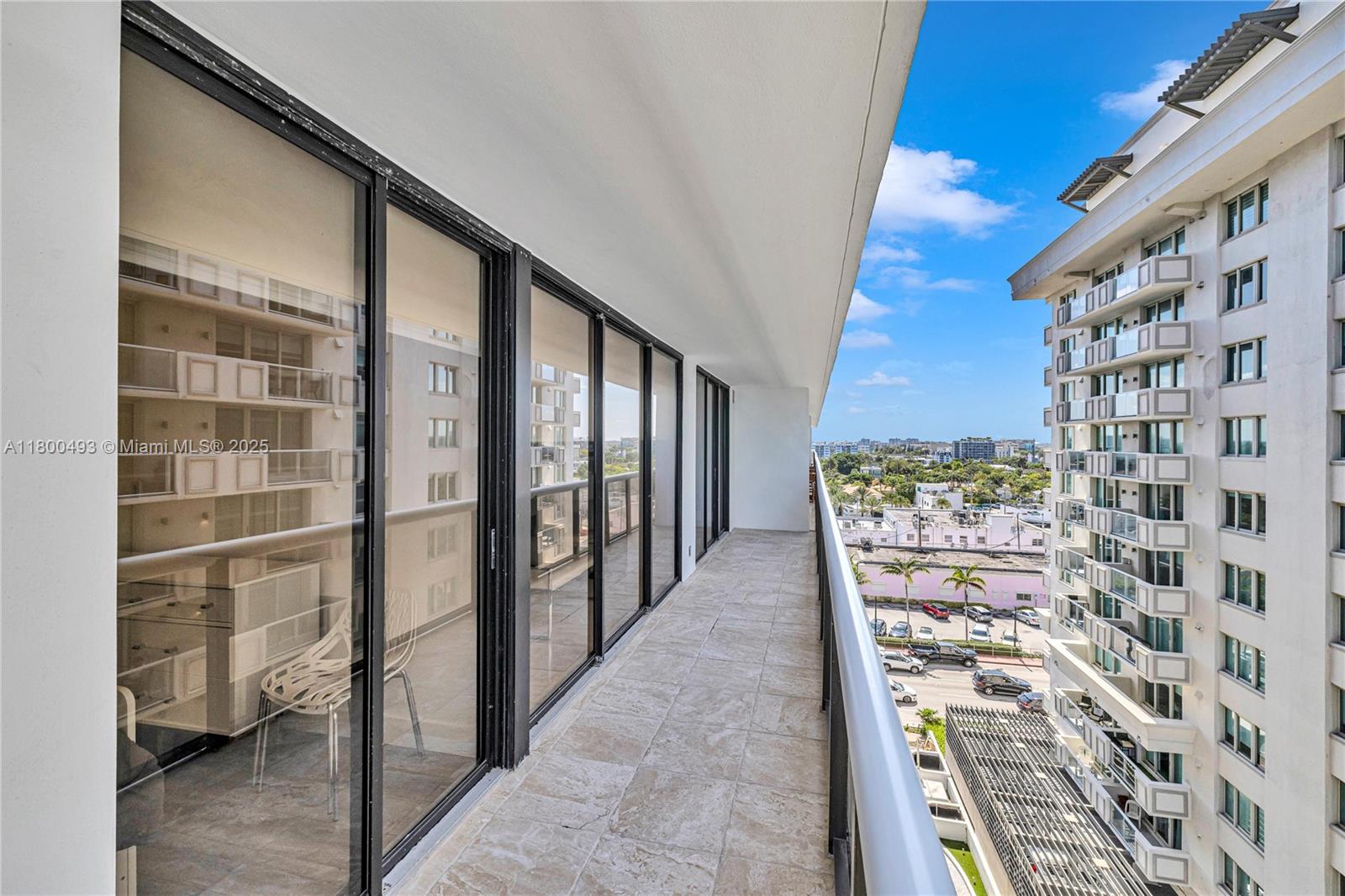 THE WAVES CONDO - Residential Lease
