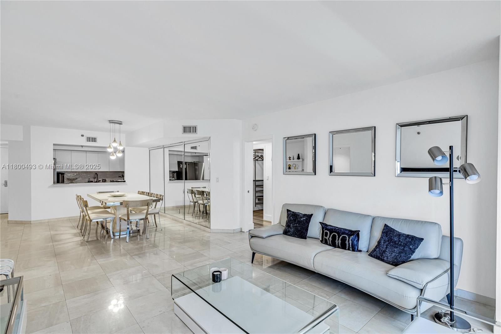 THE WAVES CONDO - Residential Lease