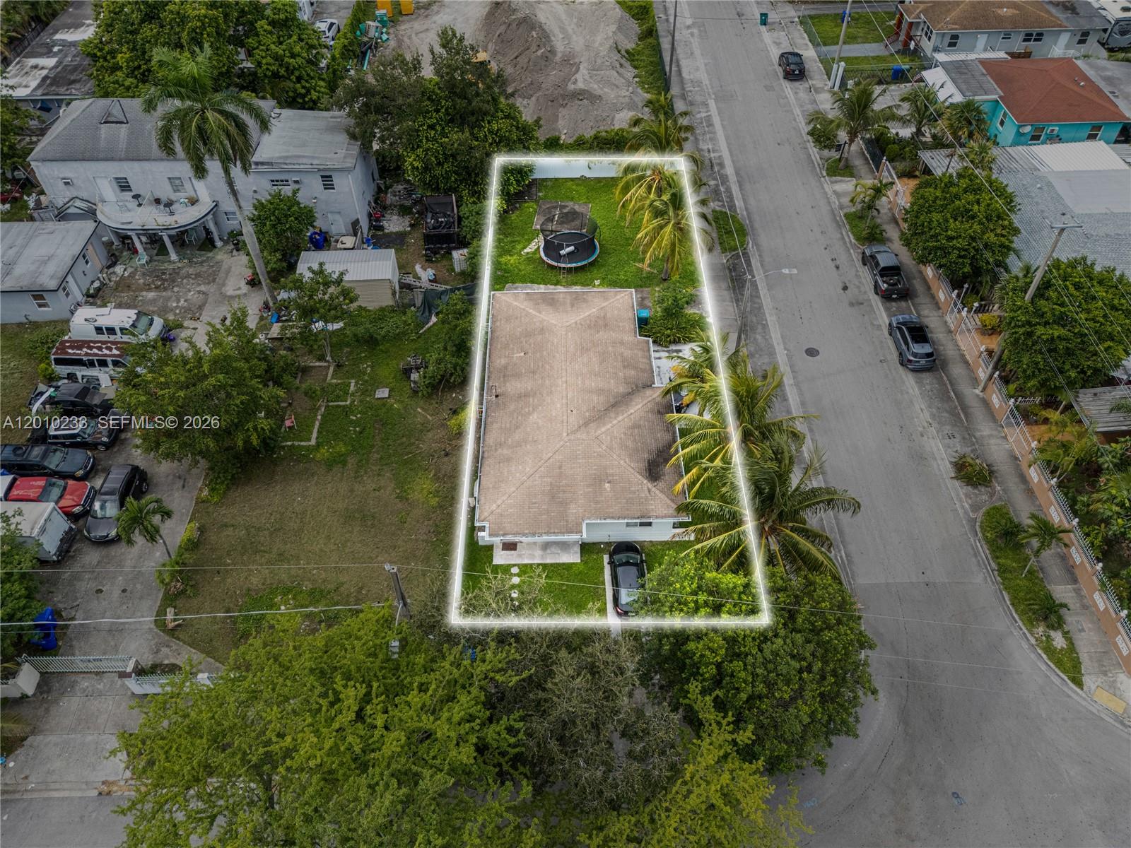 NORTHERN BLVD TRACK - Residential Income