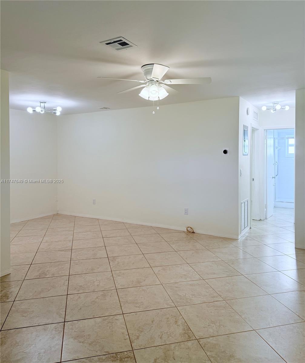 VENETIAN ISLES CO-OP - Residential