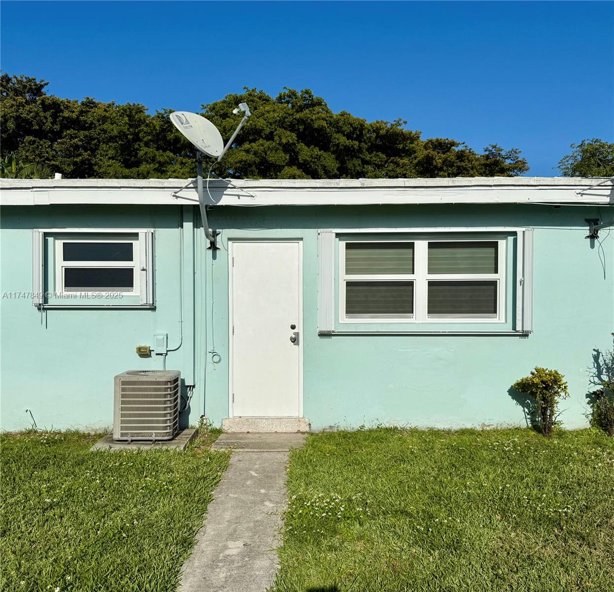 VENETIAN ISLES CO-OP - Residential