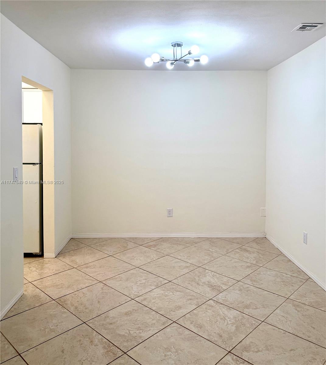 VENETIAN ISLES CO-OP - Residential