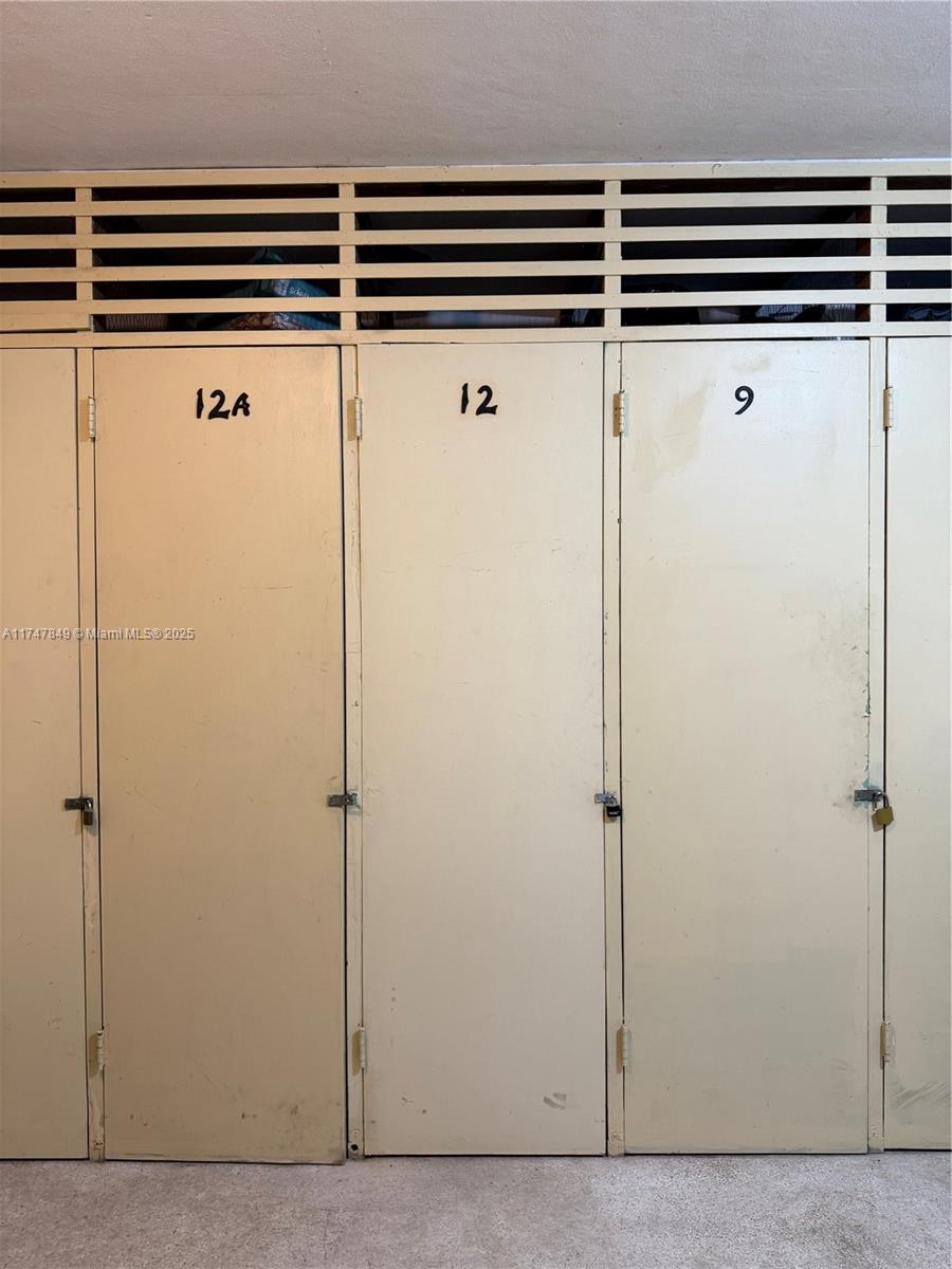 VENETIAN ISLES CO-OP - Residential