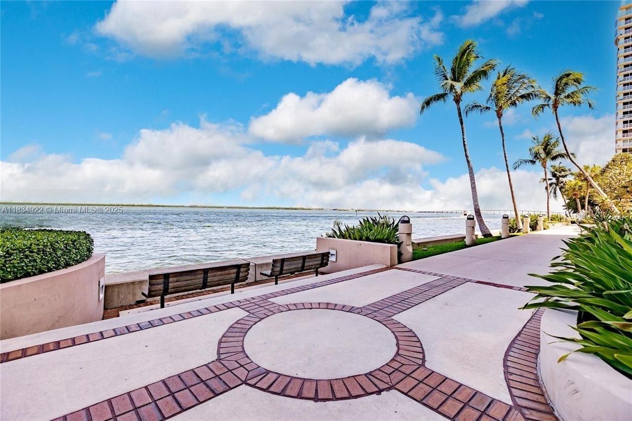 BRICKELL KEY ONE CONDO - Residential