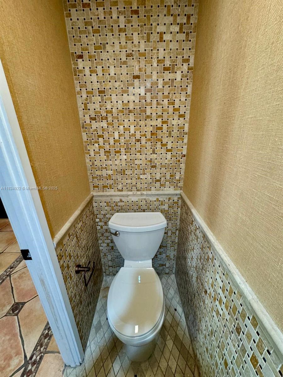 BRICKELL KEY ONE CONDO - Residential