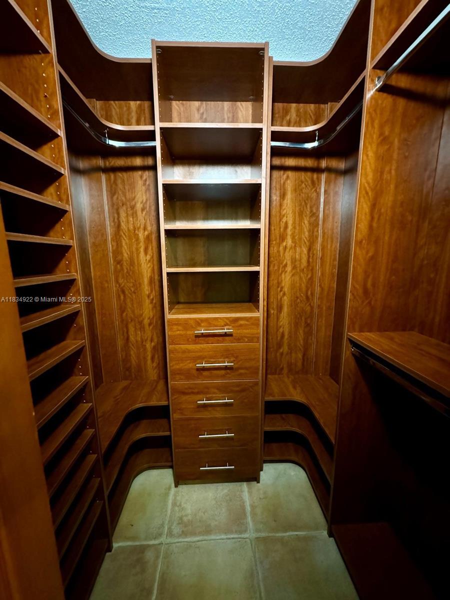 BRICKELL KEY ONE CONDO - Residential