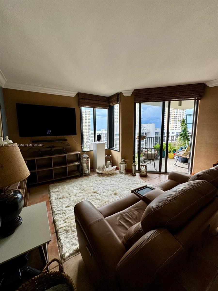 BRICKELL KEY ONE CONDO - Residential