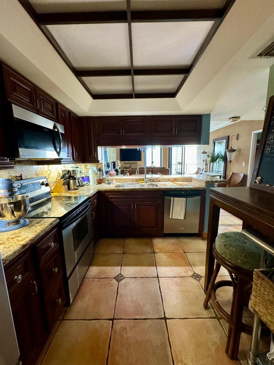 BRICKELL KEY ONE CONDO - Residential