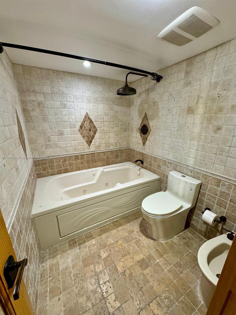 BRICKELL KEY ONE CONDO - Residential