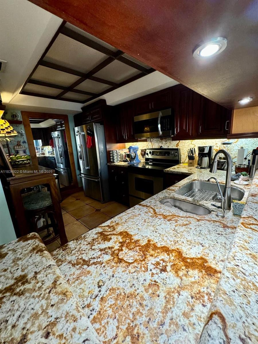 BRICKELL KEY ONE CONDO - Residential