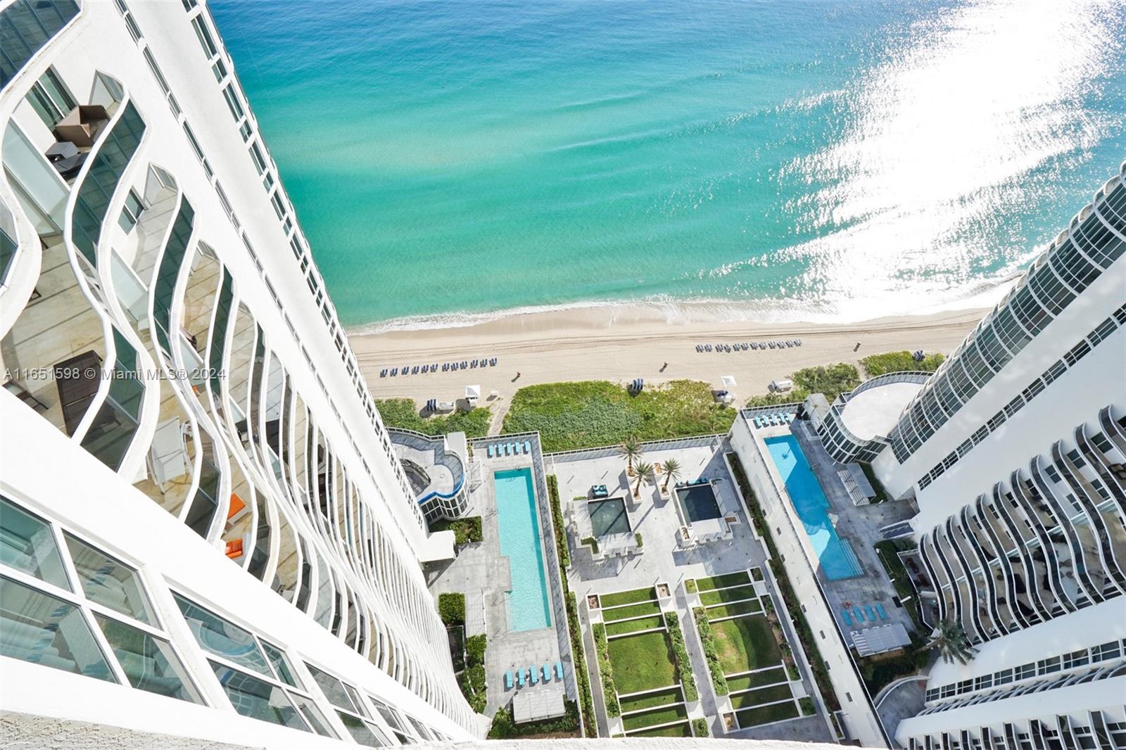 TRUMP TOWER I - Residential