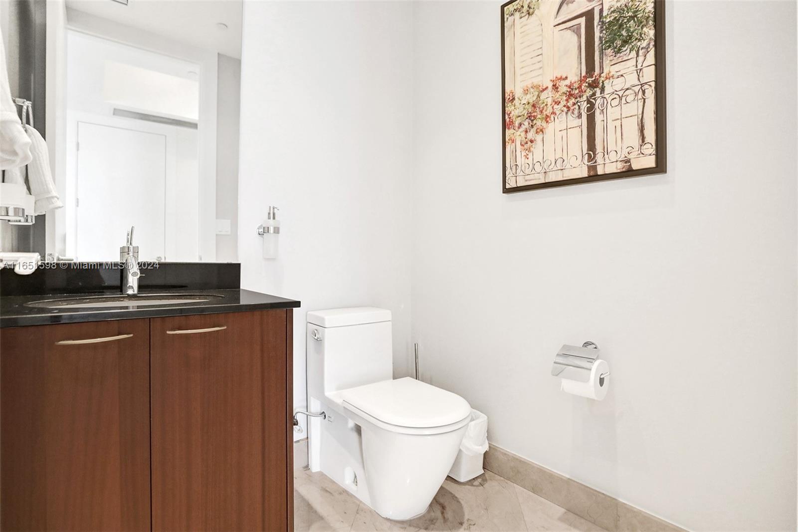 TRUMP TOWER I - Residential