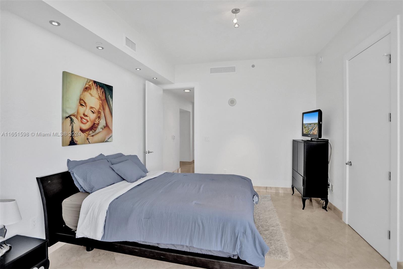 TRUMP TOWER I - Residential