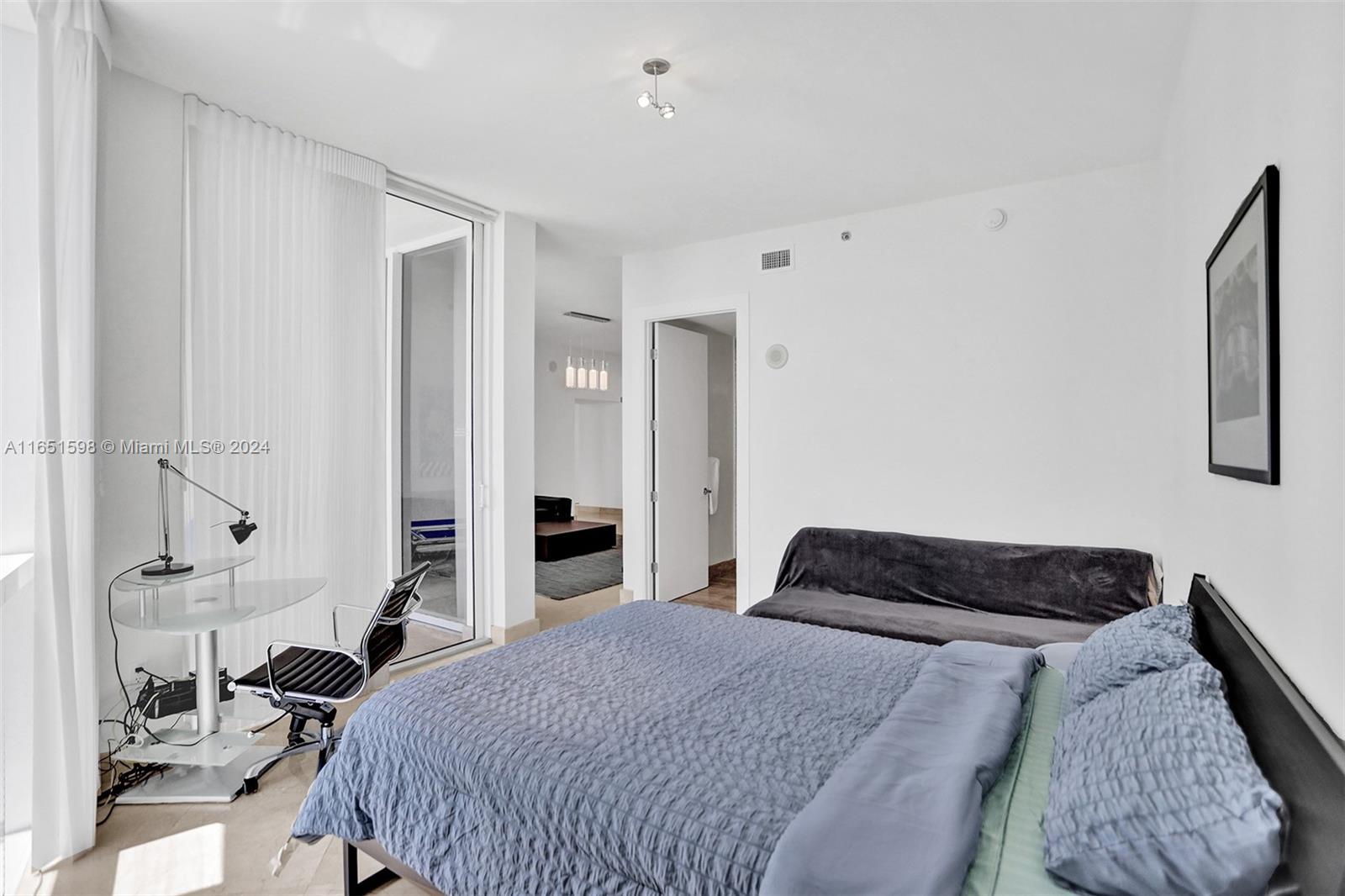 TRUMP TOWER I - Residential