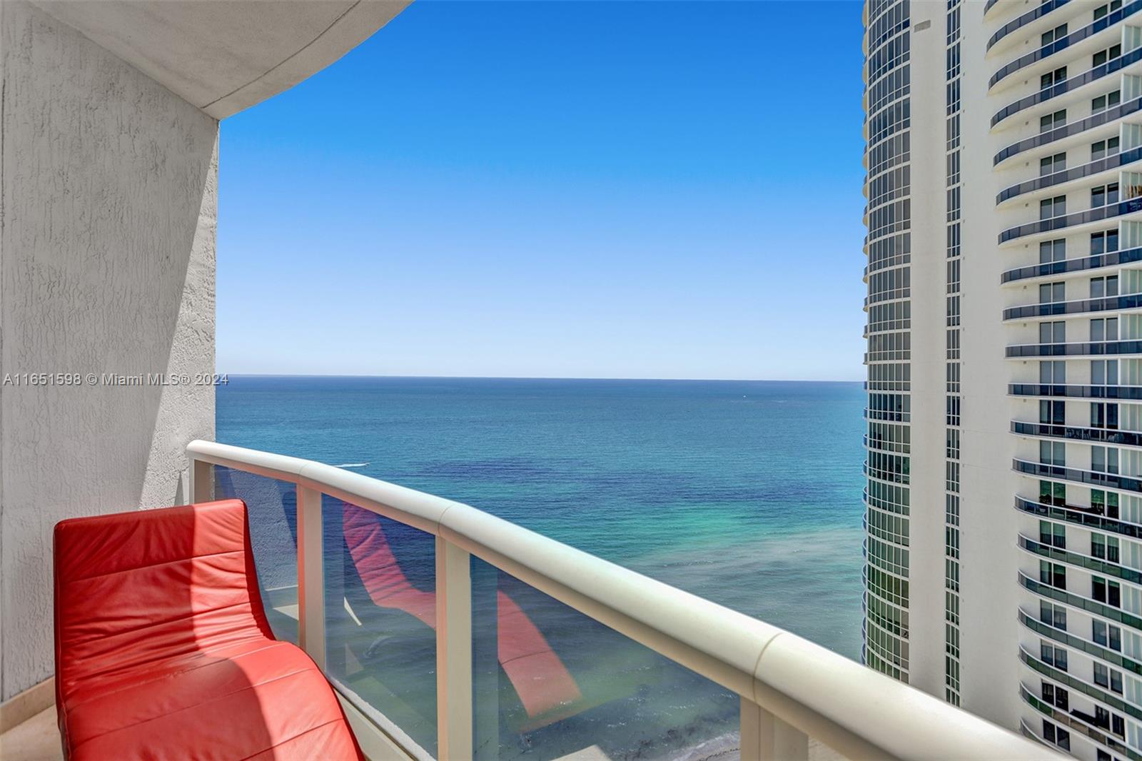 TRUMP TOWER I - Residential