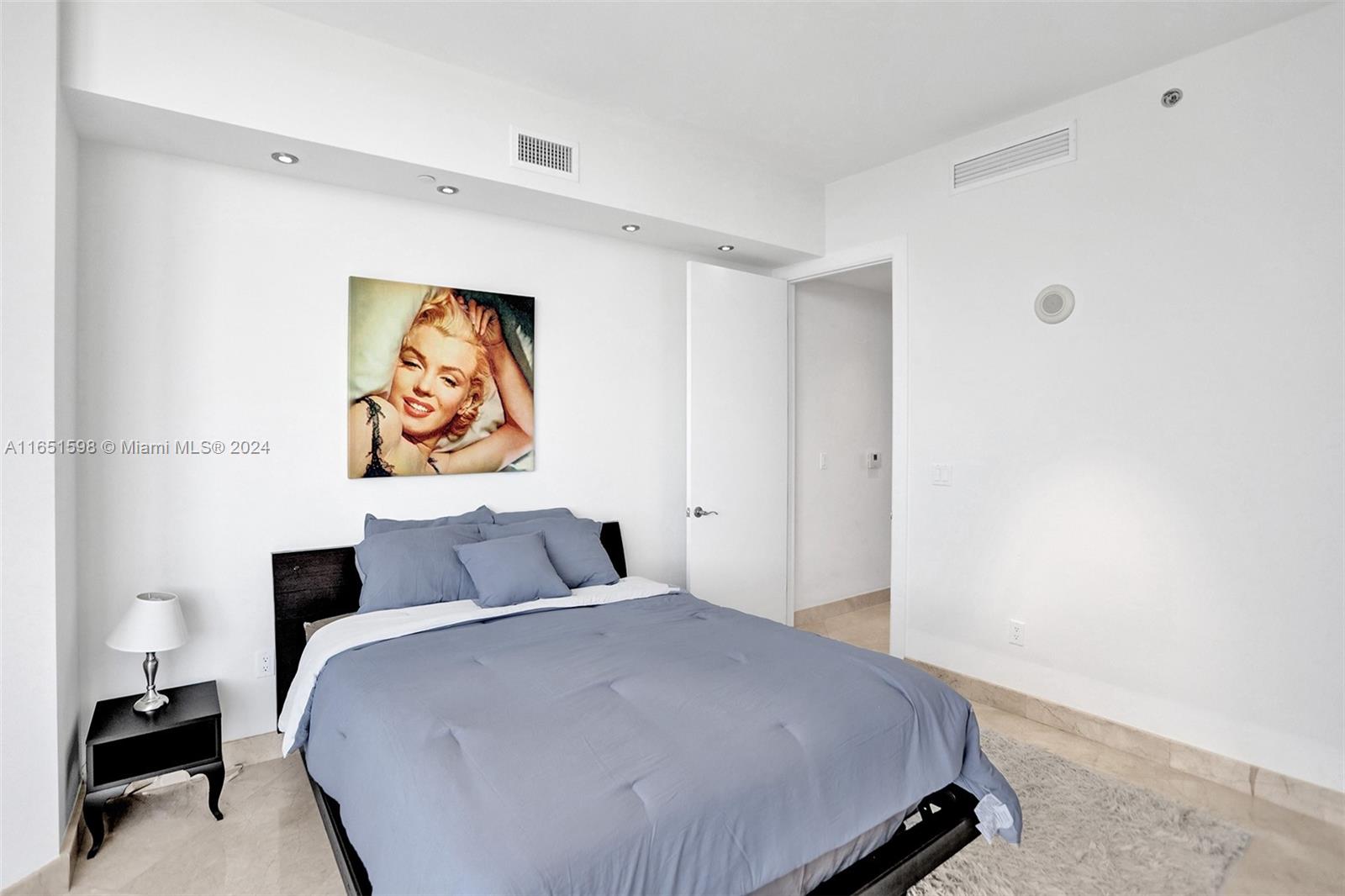 TRUMP TOWER I - Residential