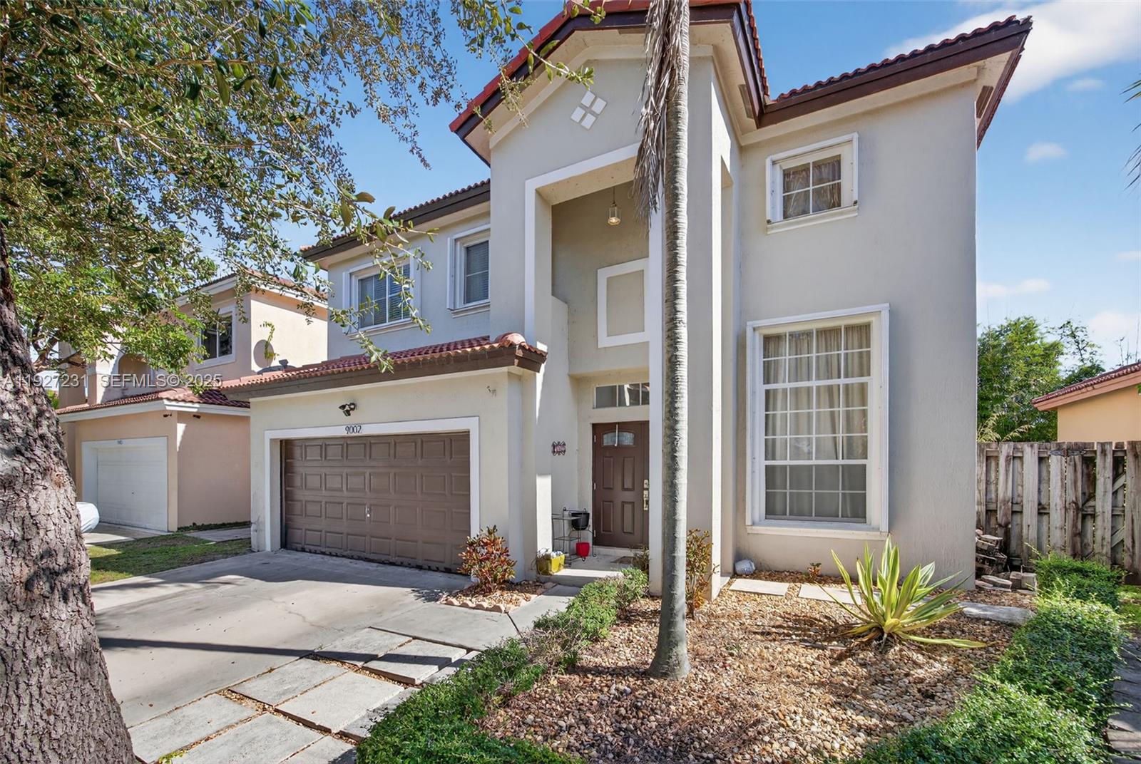 LAKES BY THE BAY SEC 8 - Residential