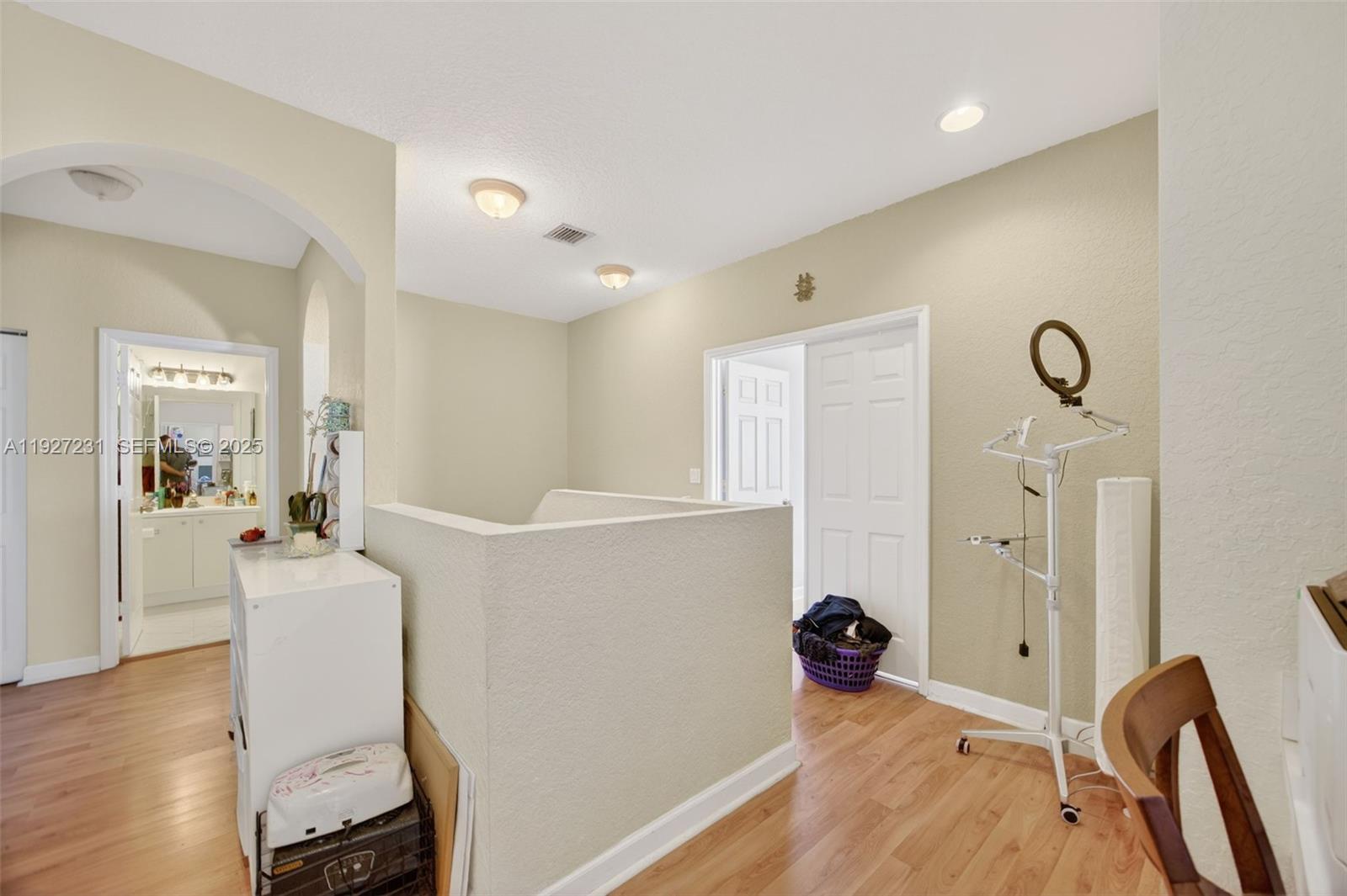 LAKES BY THE BAY SEC 8 - Residential