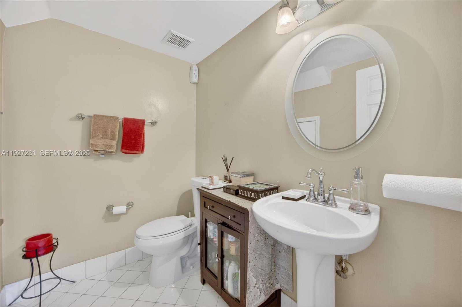 LAKES BY THE BAY SEC 8 - Residential