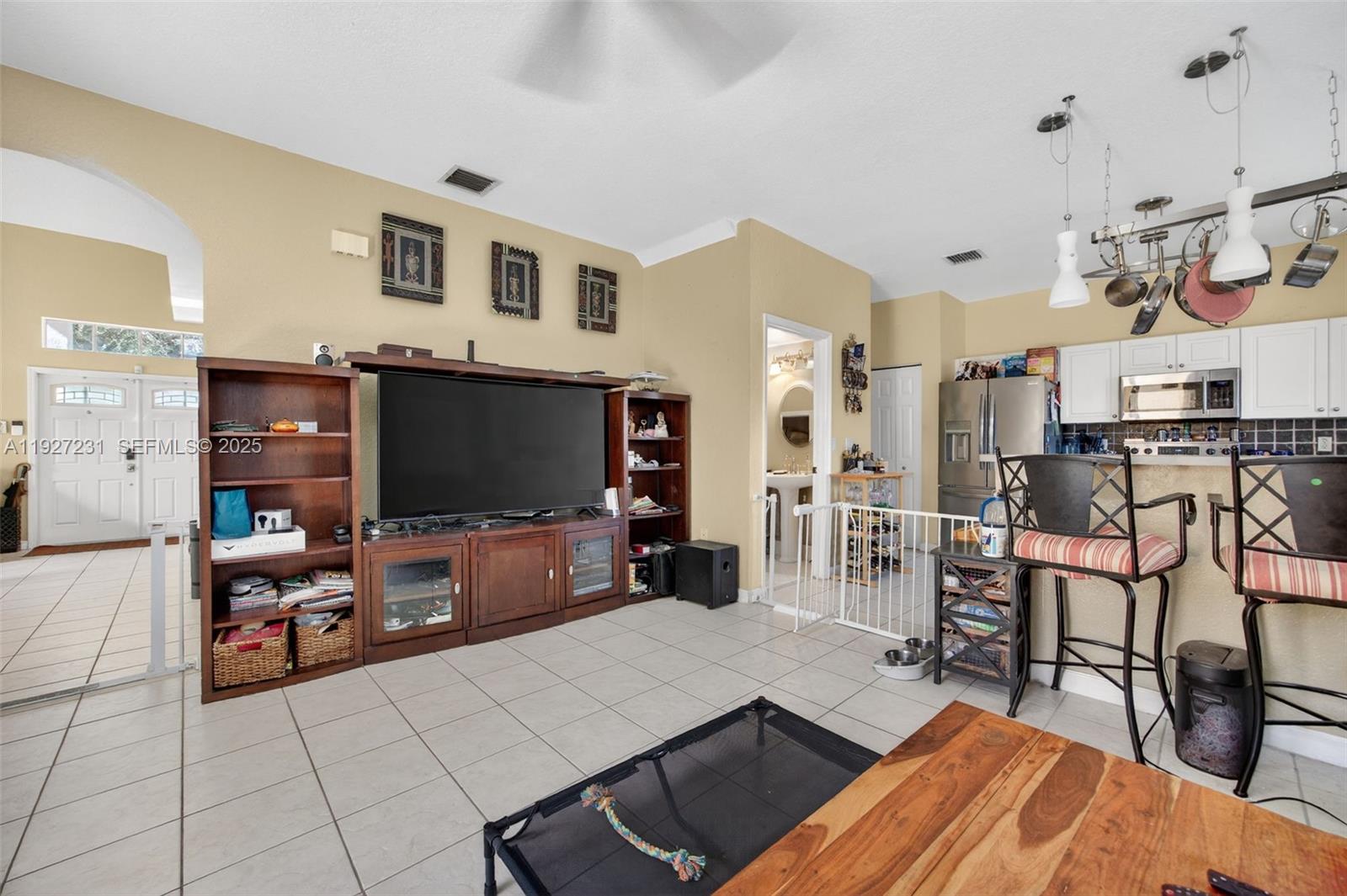 LAKES BY THE BAY SEC 8 - Residential