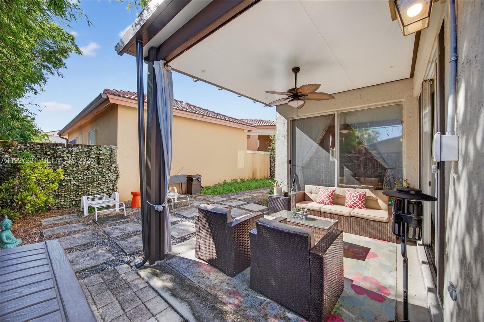 LAKES BY THE BAY SEC 8 - Residential