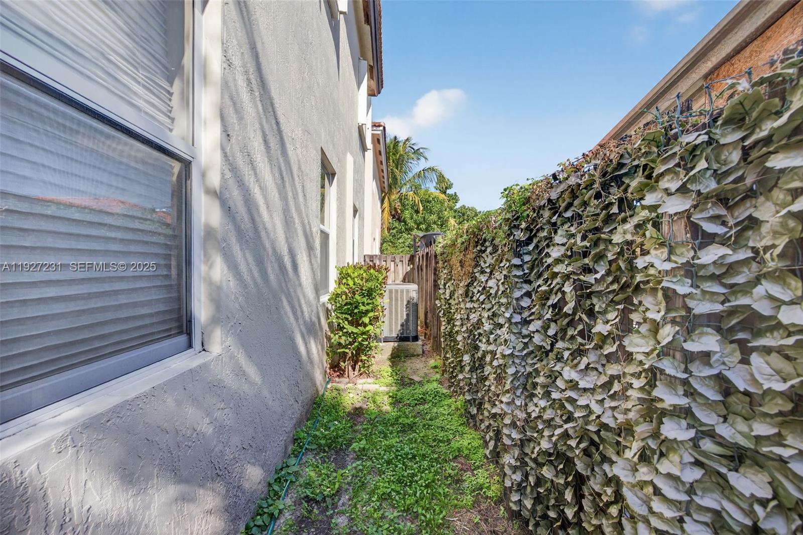 LAKES BY THE BAY SEC 8 - Residential