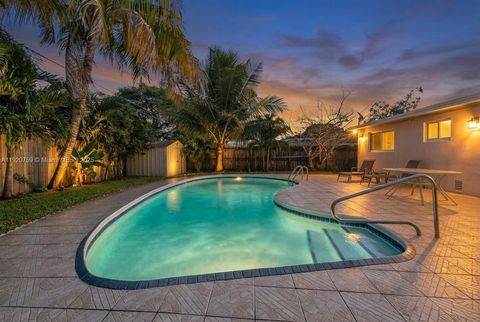 371 NE 42nd Ct Oakland Park FL 33334