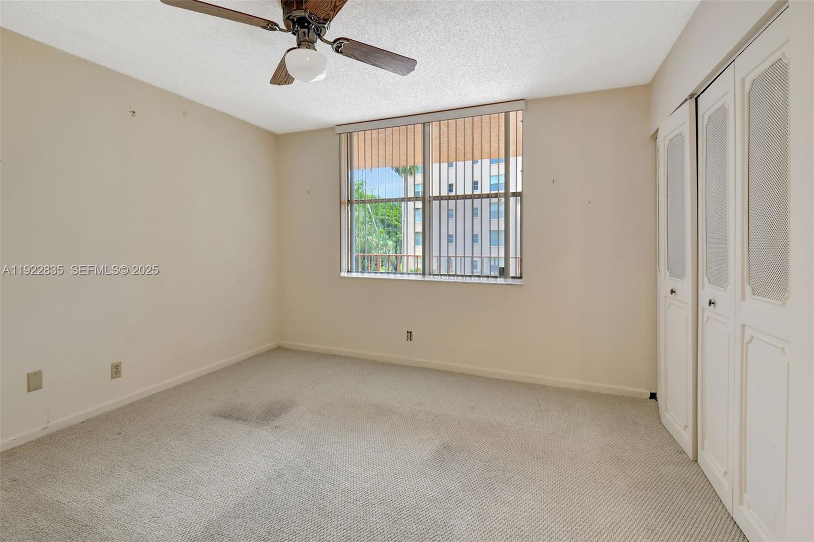 VILLAGES OF ORIOLE BONAIRE - Residential