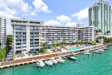 Condominium in Miami Beach FL 800 West Ave Ave 15.jpg