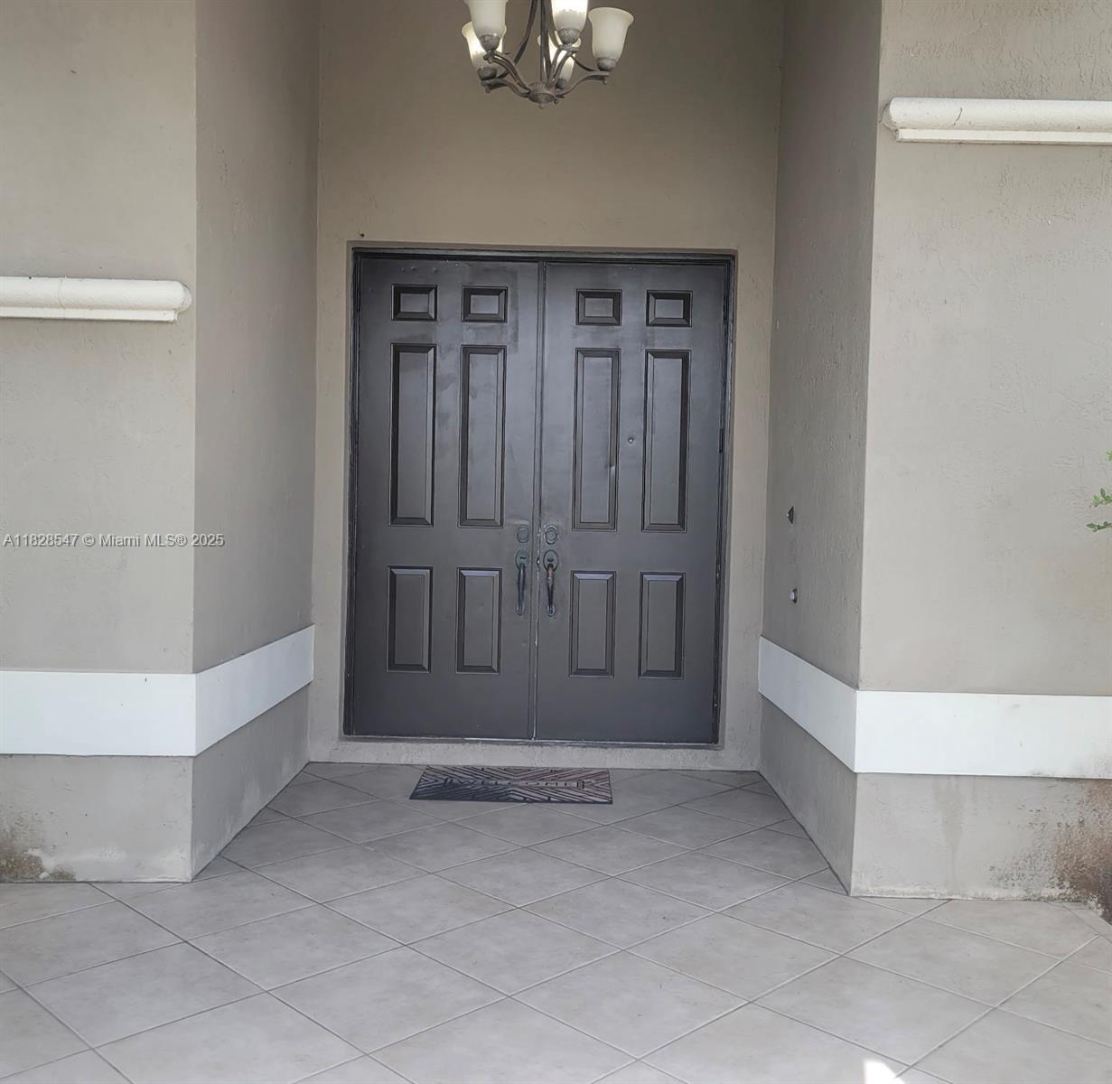 13196 SW 190th St -