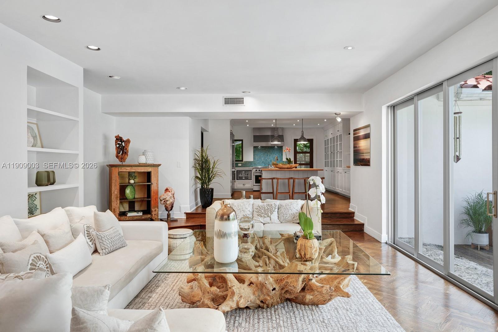 BAY POINT - Residential