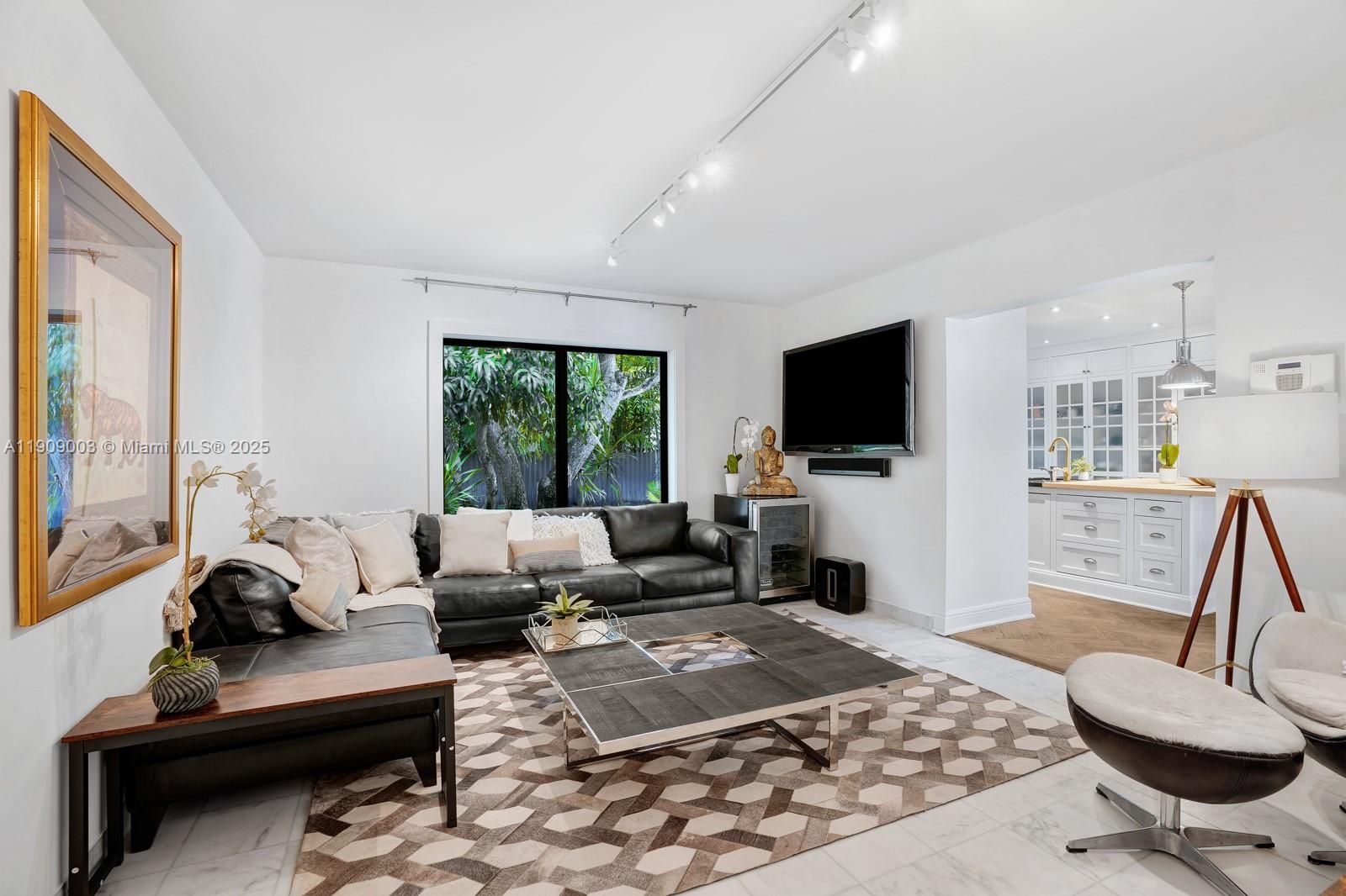 BAY POINT - Residential