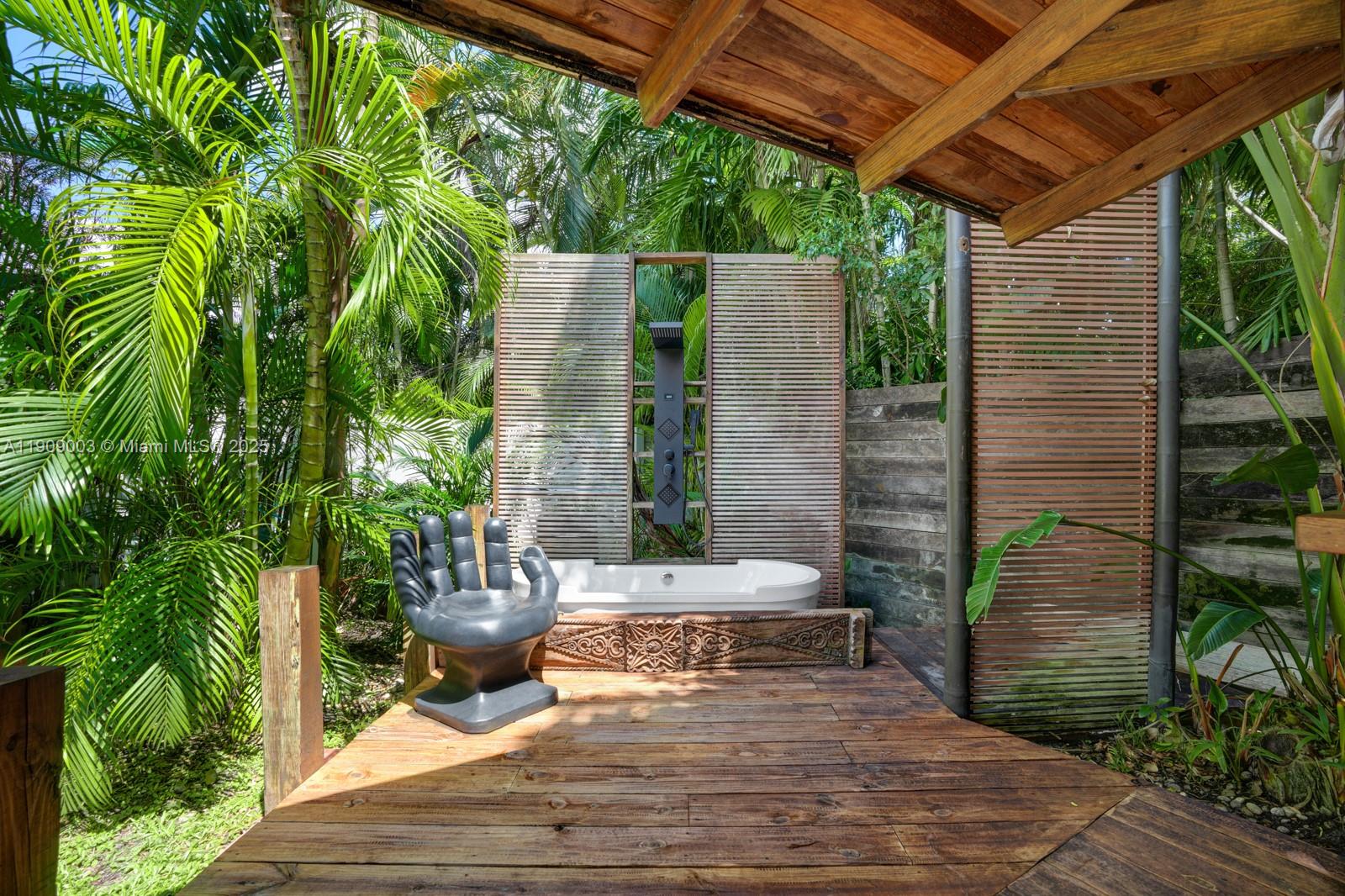 BAY POINT - Residential