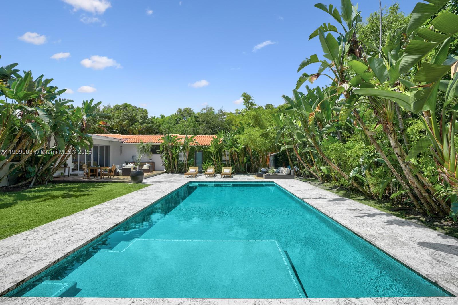 BAY POINT - Residential