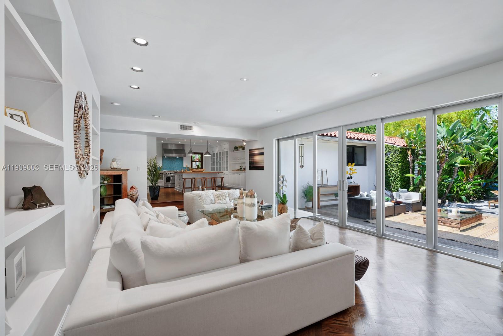 BAY POINT - Residential