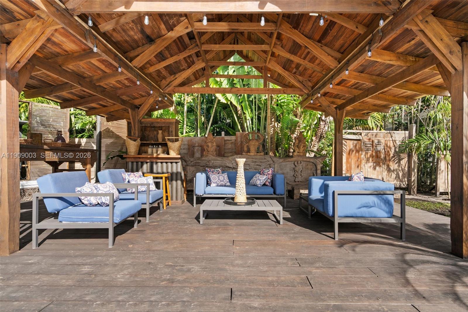 BAY POINT - Residential