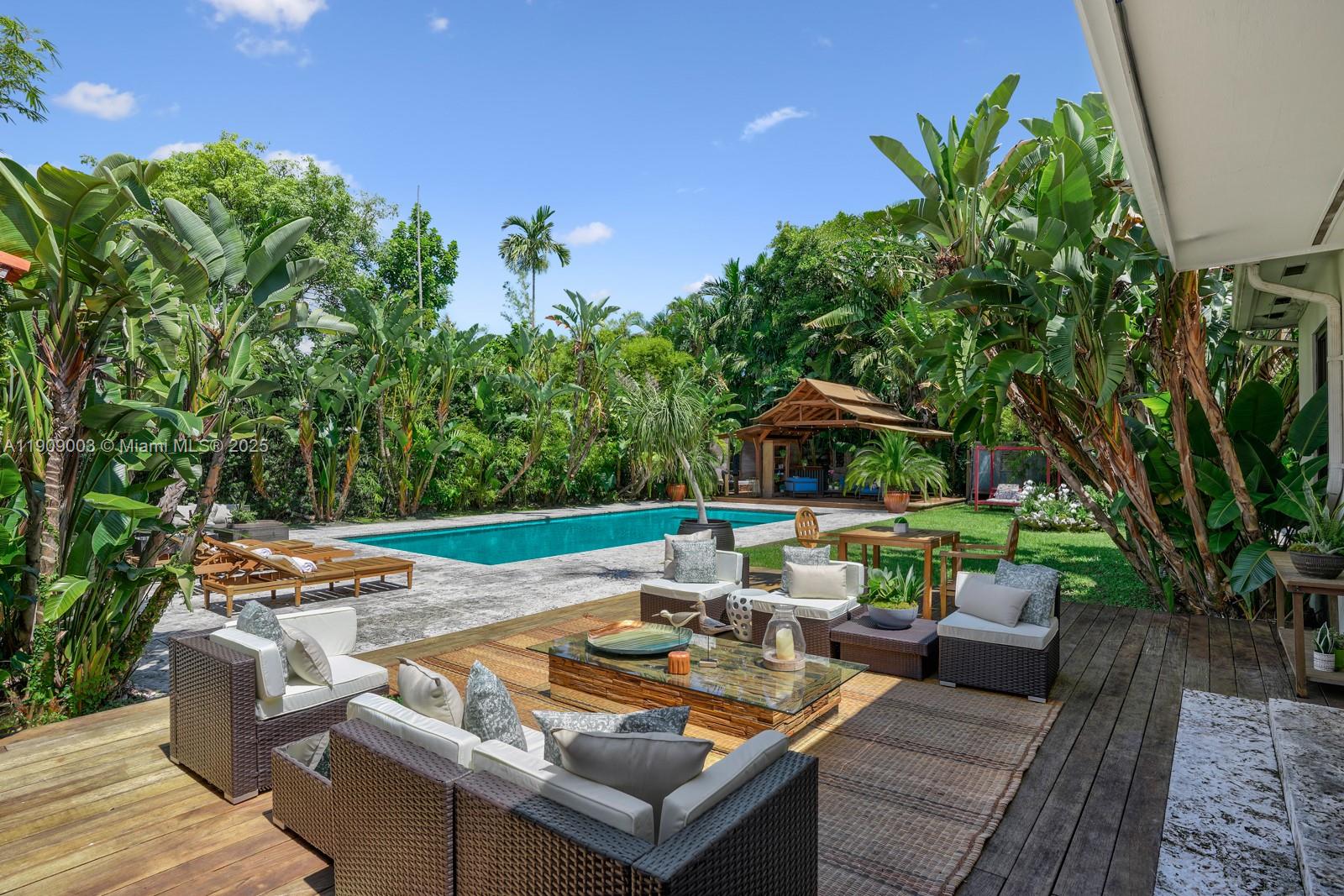 BAY POINT - Residential