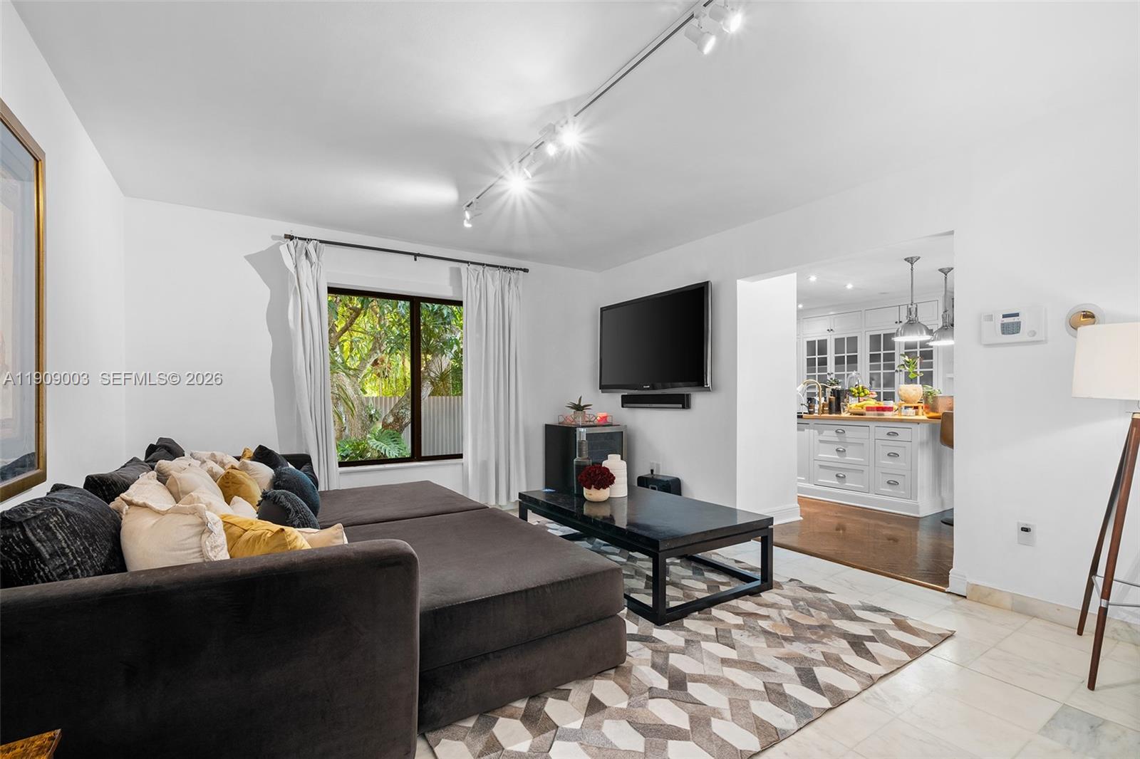 BAY POINT - Residential