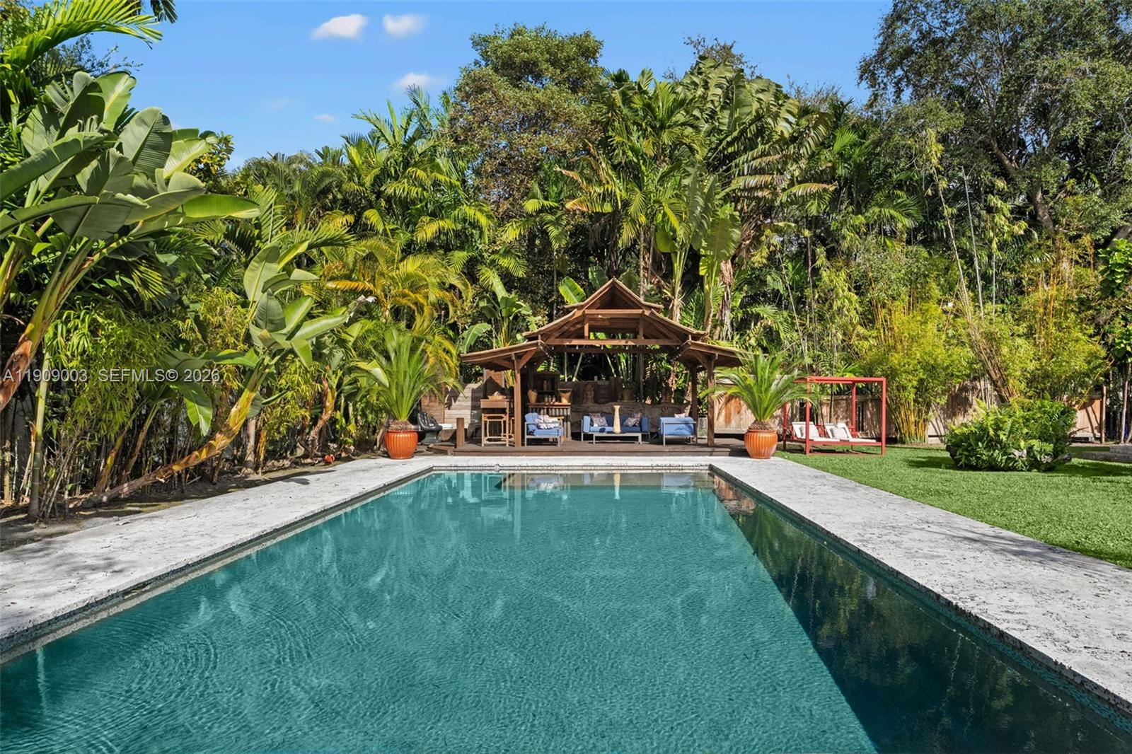 BAY POINT - Residential