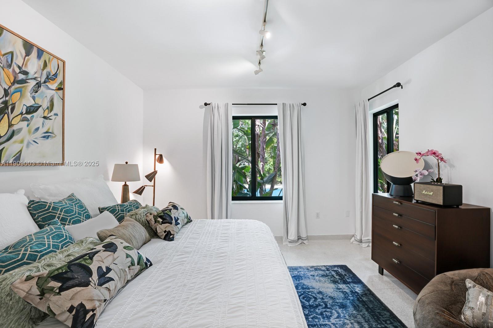 BAY POINT - Residential