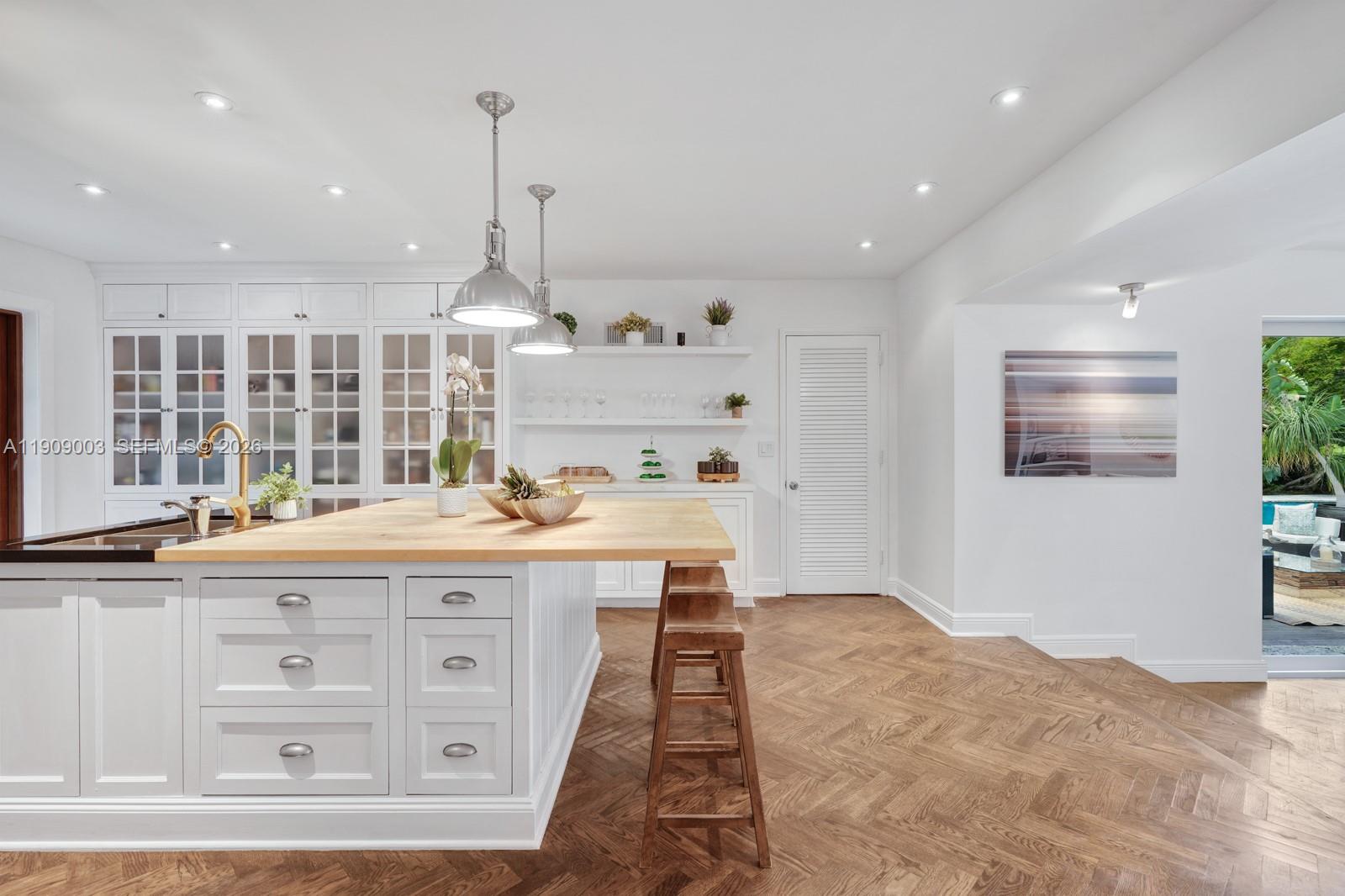 BAY POINT - Residential