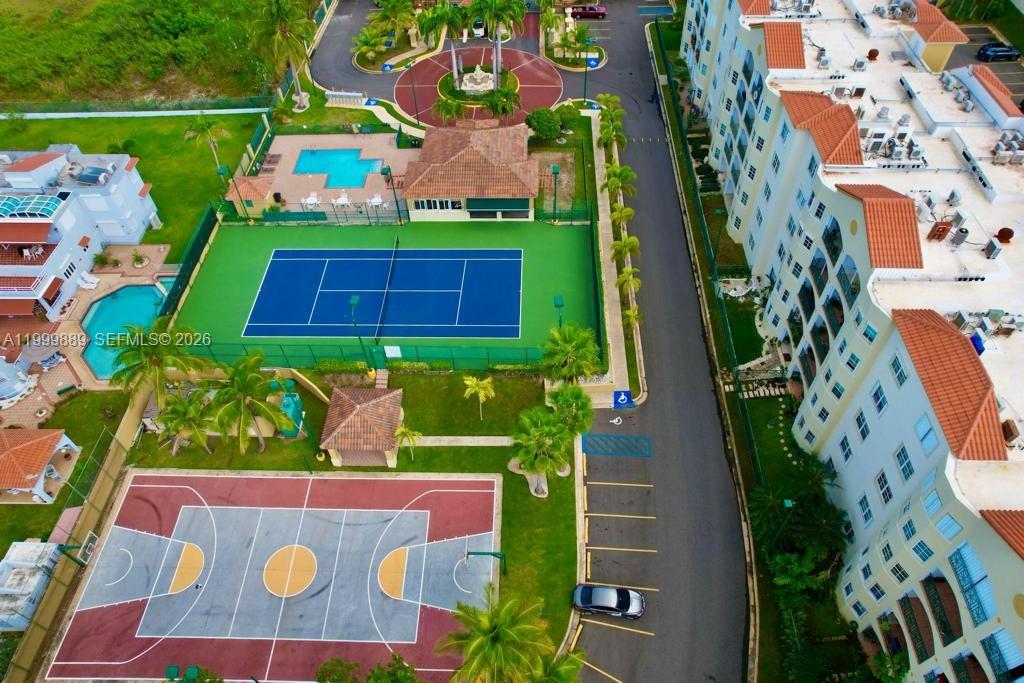 Royal Palm - Residential