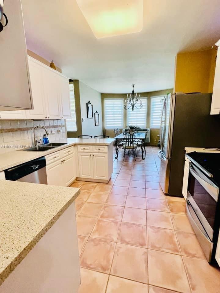 Royal Palm - Residential