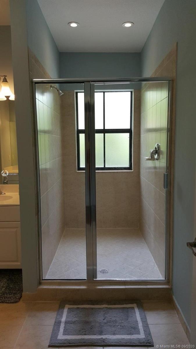 GRAND CYPRESS REPLAT - Residential