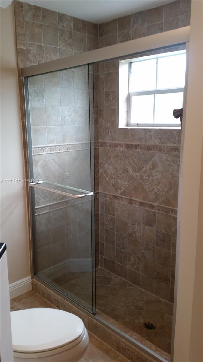 SCARBOROUGH I - Residential Lease