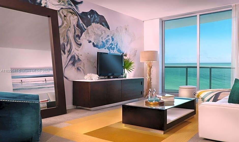 SOLE CONDO - Residential