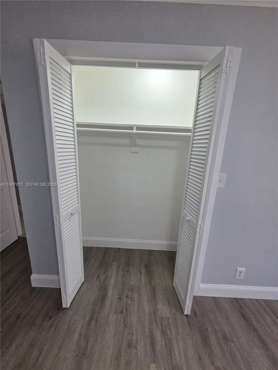 AGUA DULCE CONDO - Residential Lease